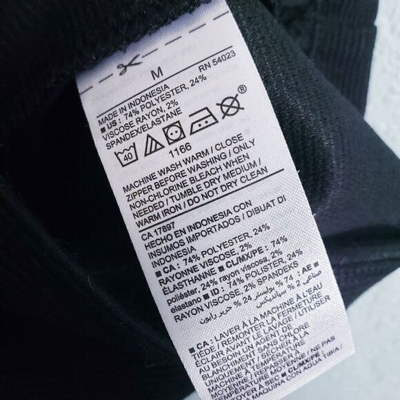 Old Navy Black Sleeveless V-neck Ribbed Wide Leg Jumpsuit - Picture 5 of 5